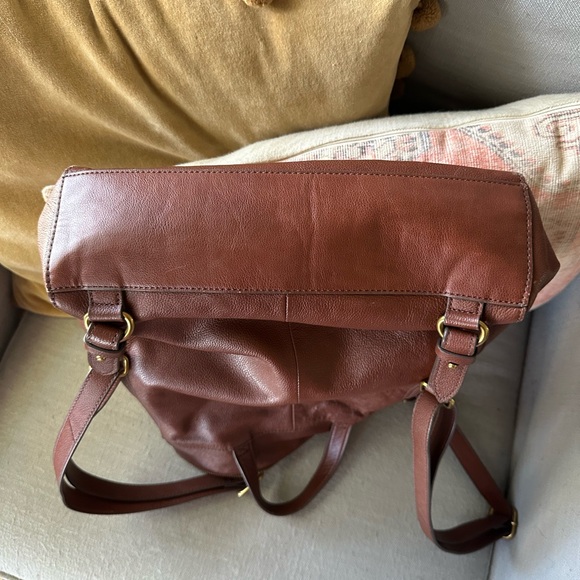 Fossil Elina Large Convertible Backpack - Picture 6 of 11